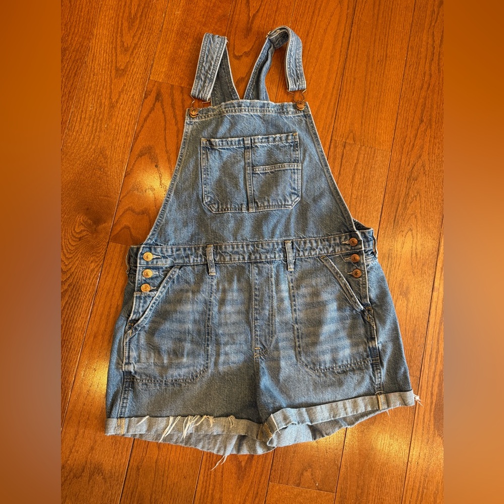 American Eagle “tom girl” denim shortalls